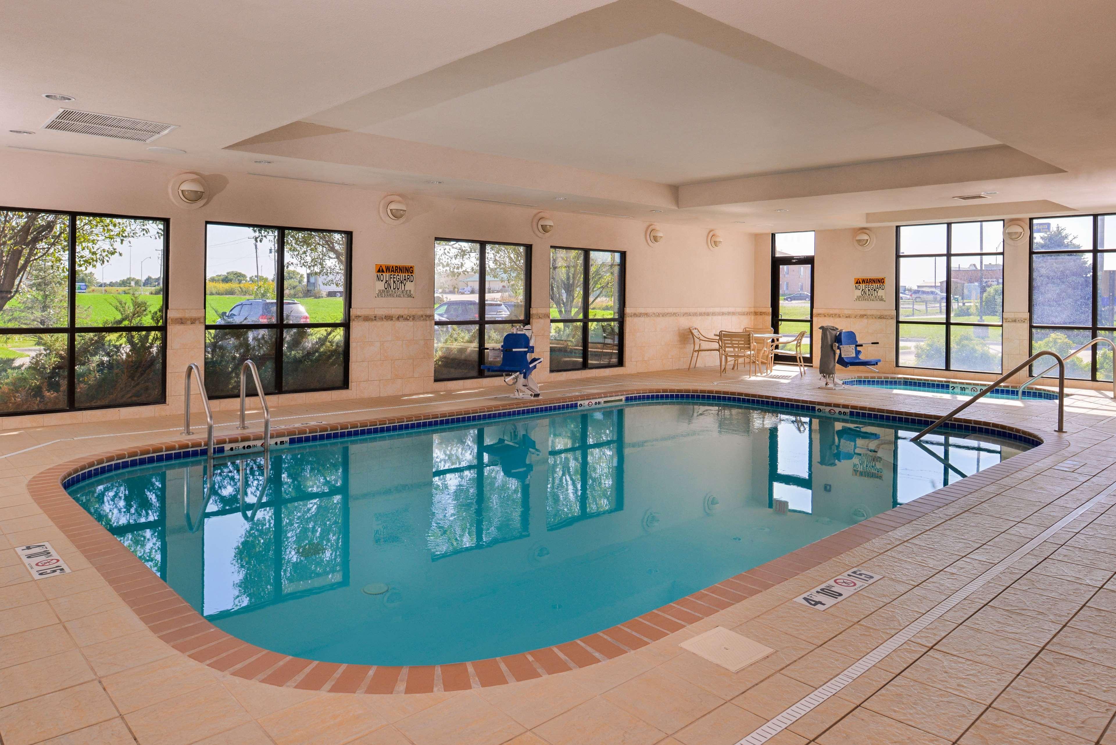 Hampton Inn York Bagian luar foto