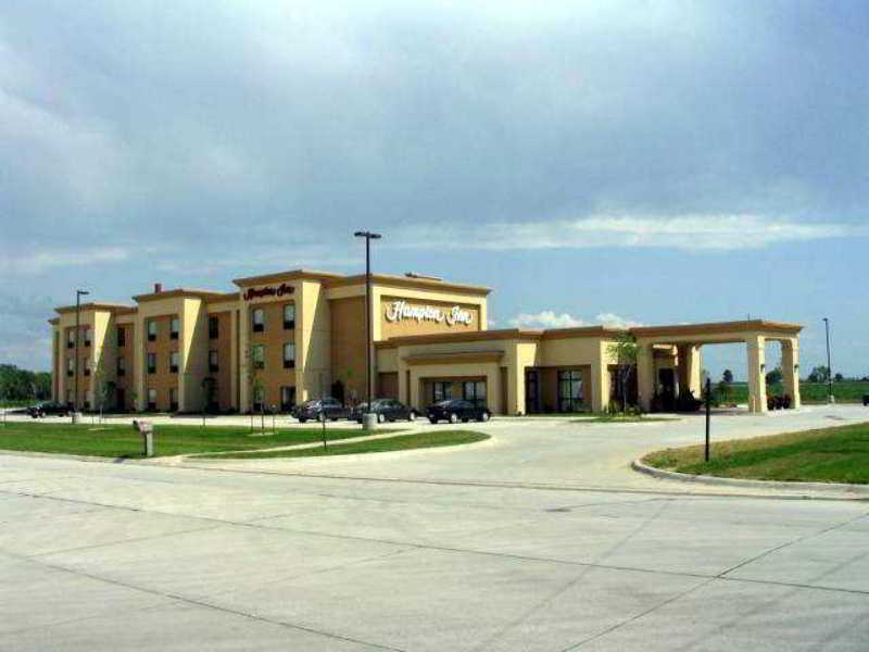 Hampton Inn York Bagian luar foto